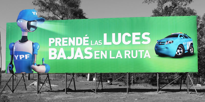 Carteles publicitarios, ploteado vehicular y la ambientación del local comercial